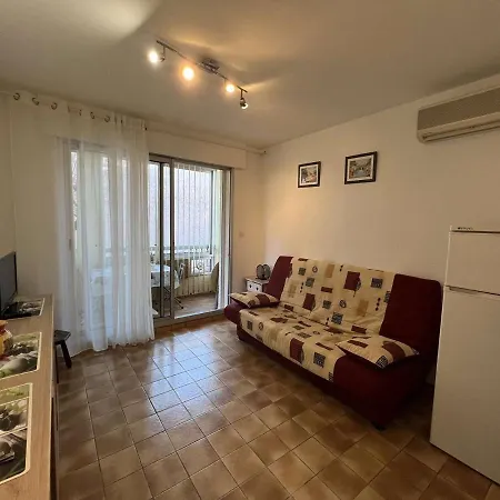 Apartment Confort, Petit Prix, Proche - 2 Pers, Parking Prive, - Fr-1-701-13 *